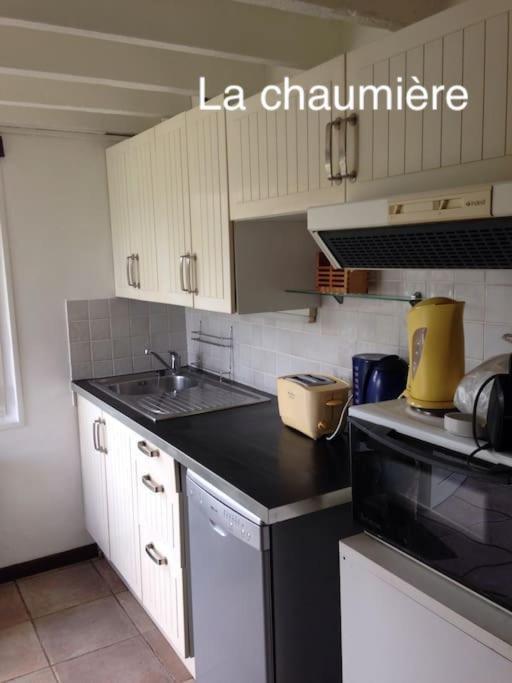 Sejour A La Campagne Appartement Saint-Martin-aux-Chartrains Buitenkant foto